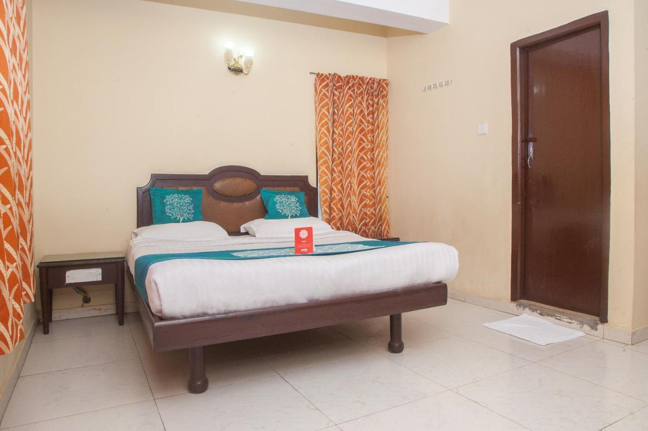 Oyo 12357 Hotel Nilgiris Inn Ooty Eksteriør billede