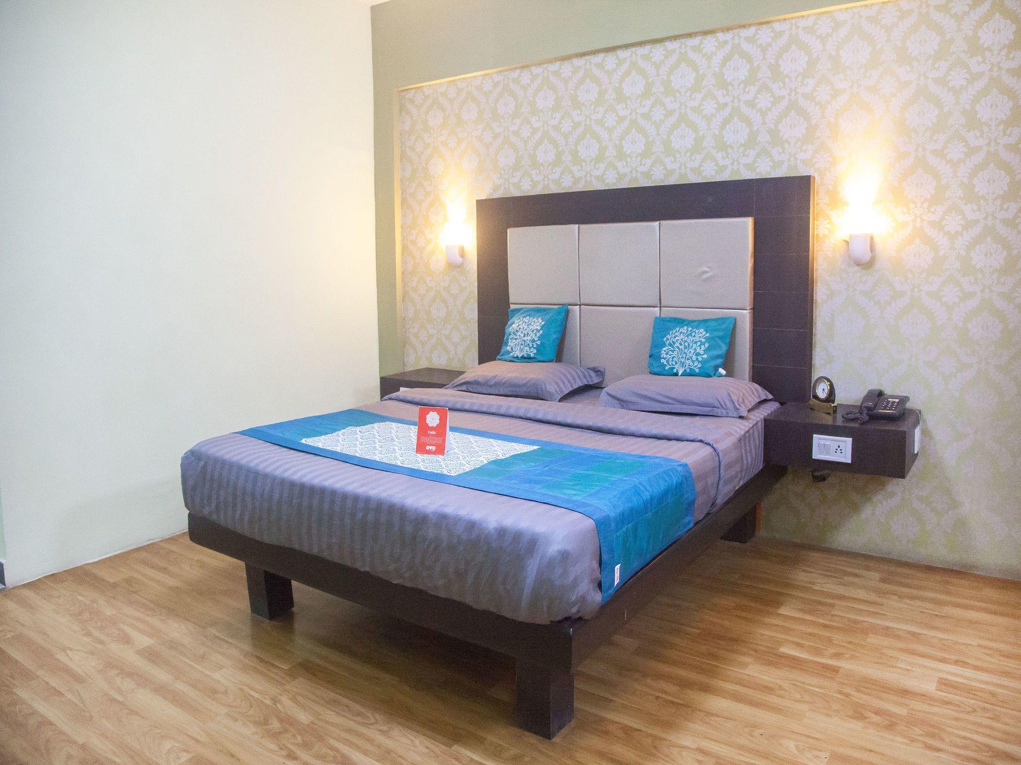 Oyo 12357 Hotel Nilgiris Inn Ooty Eksteriør billede